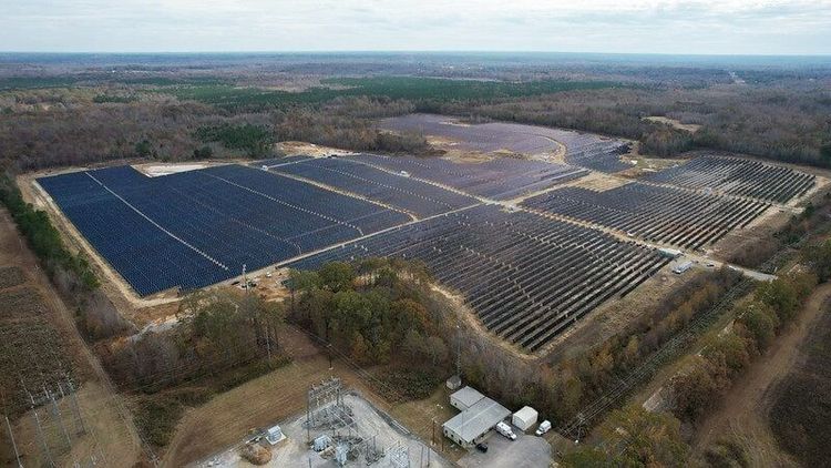 Utility scale solar facility in Tennessee viewed from the air.
