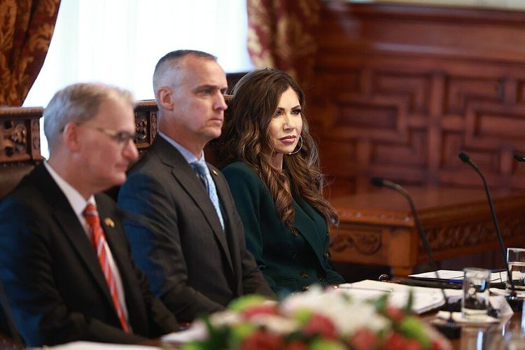 Corey Lewandowski with Kristi Noem in Quito, Ecudor on 31 July 2025