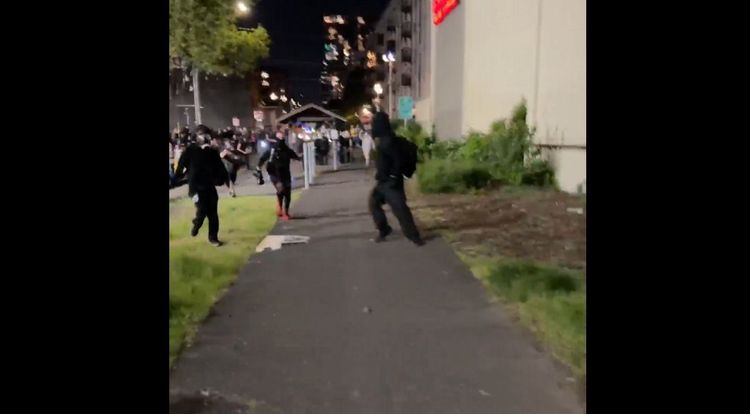 Screenshot from Daviscourt's video from when she was being chased.  