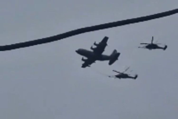 An HC-130J Combat King II refueling two HH-60G Pave Hawks over Iran during the rescue mission. Screenshot from video circulating on social media.