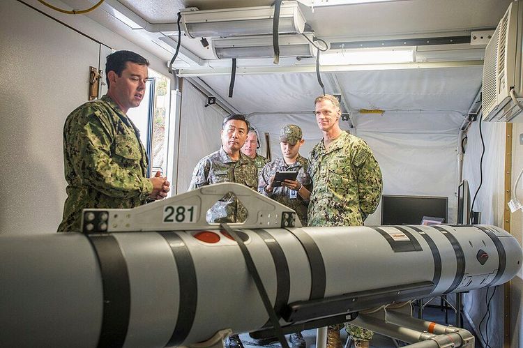 The Mk 18 Mod 2 Kingfish UUV is one of the main tools the navy used for locating and disposing of Iranian mines.