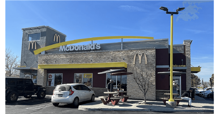 A McDonald's restaurant in Lebec, California.