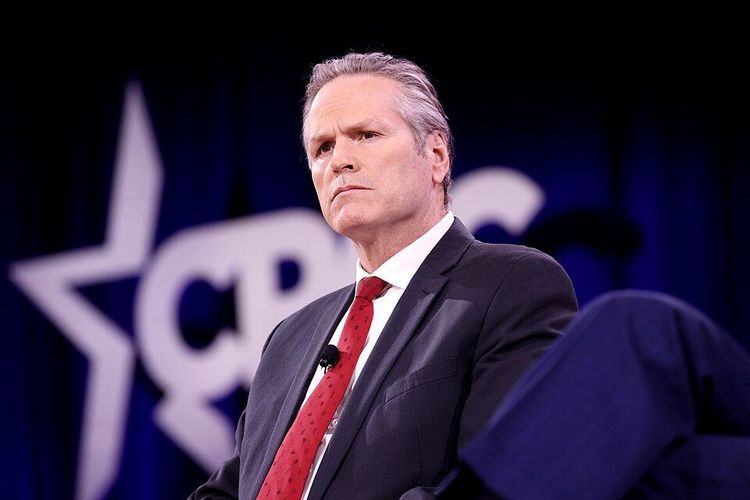 Alaska Governor Mike Dunleavy speaking at the 2025 Conservative Political Action Conference