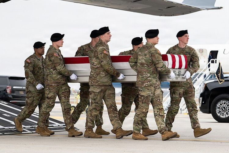 A U.S. Army carry team transfers the remains of Army Capt. Cody A. Khork of Winter Haven, Fla., March 7, 2026, at Dover Air Force Base, Delaware. Khork was assigned to the 103rd Sustainment Command, Des Moines, Iowa.