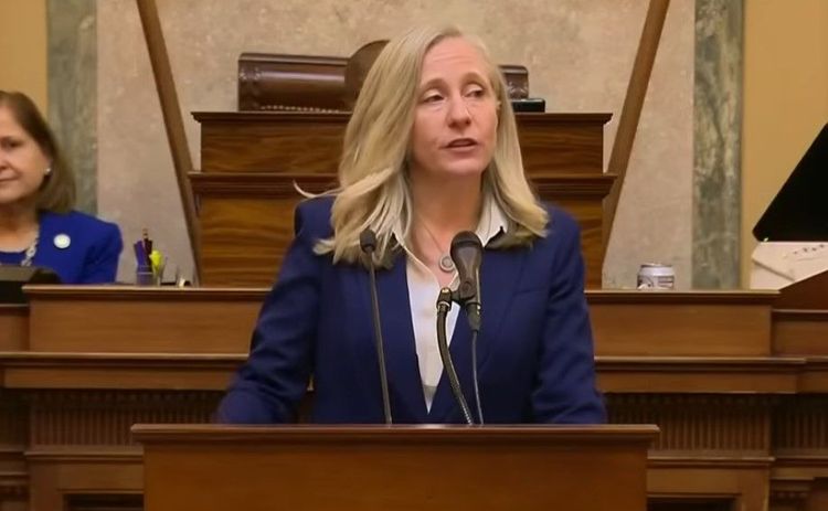 Gov. Abigail Spanberger