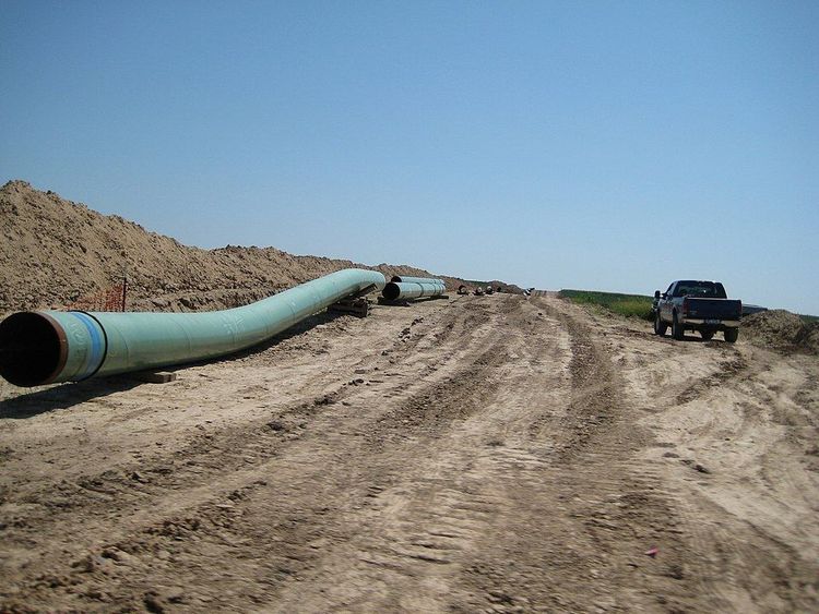 Trump Authorizes New Canada-U.S. Oil Pipeline Project as Keystone XL Replacement