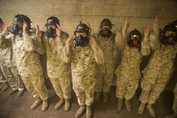  Recruits of Oscar Company, 4th Recruit Training Battalion undergoing chemical weapons training back in 2016.