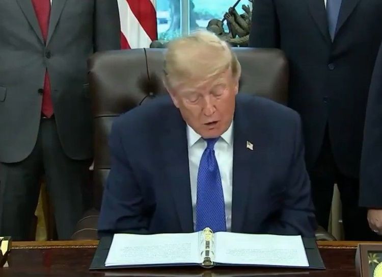 President Trump announced the new steel plant from the Oval Office. --Image: Screenshot from the @RapidResponse47 X page.