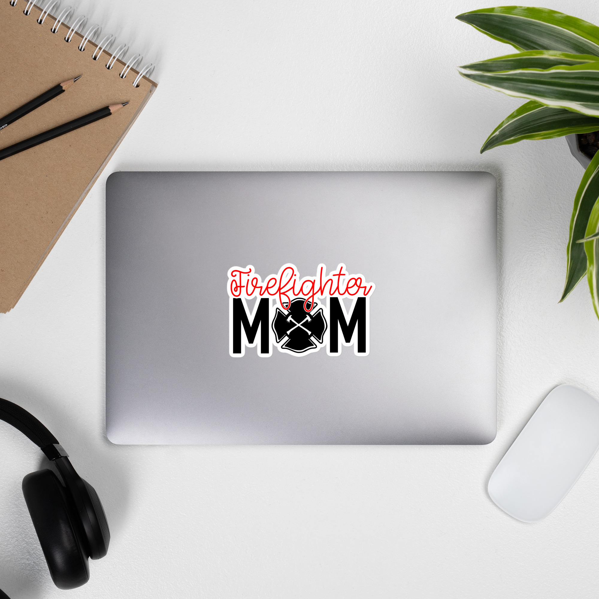  Firefighter Mom - Die-cut sticker
