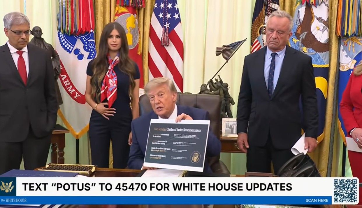 Screenshot of the vaccine Executive order signing from the White House YouTube channel.