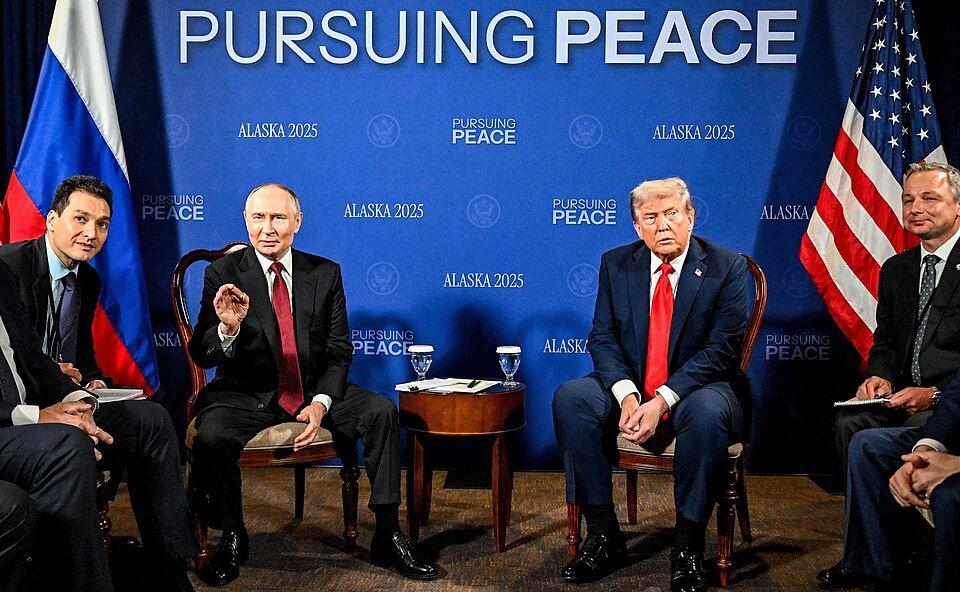 Putin and Trump begin talks at military base in Alaska